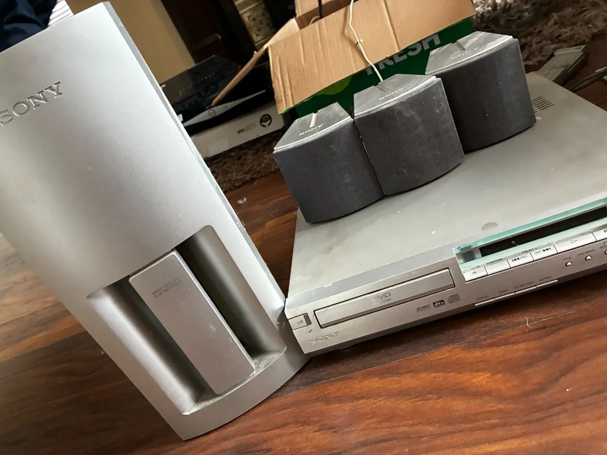 Sony Surround sound and dvd player - Image 3