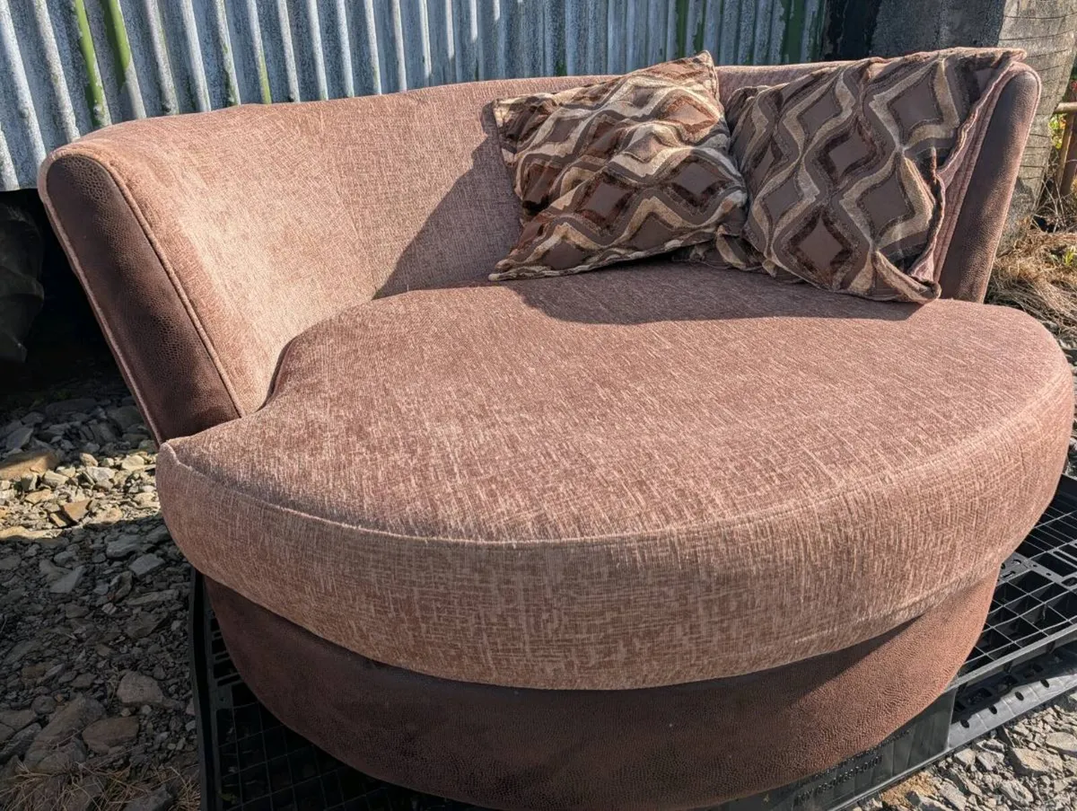 Sofa Suite - Image 3
