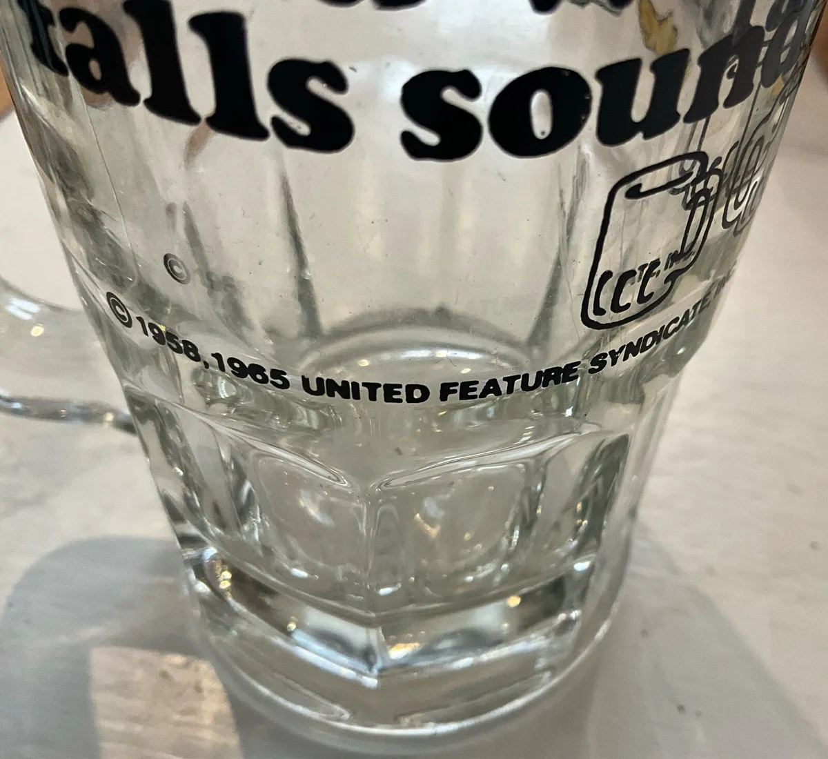 Vintage 1958/1975 Snoopy Glass Tankard - Image 4