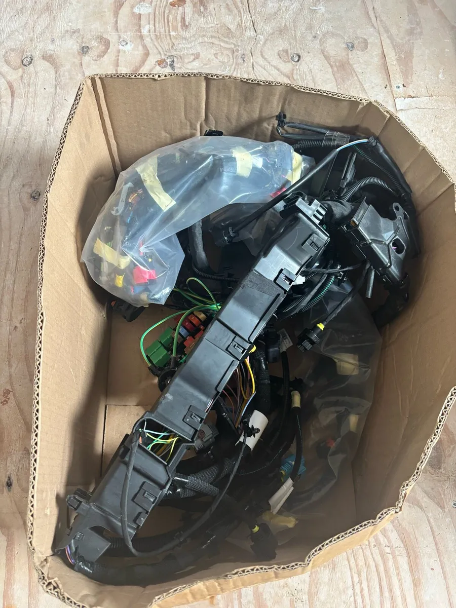Wiring loom for Citroen berlingo van 2023 - Image 4