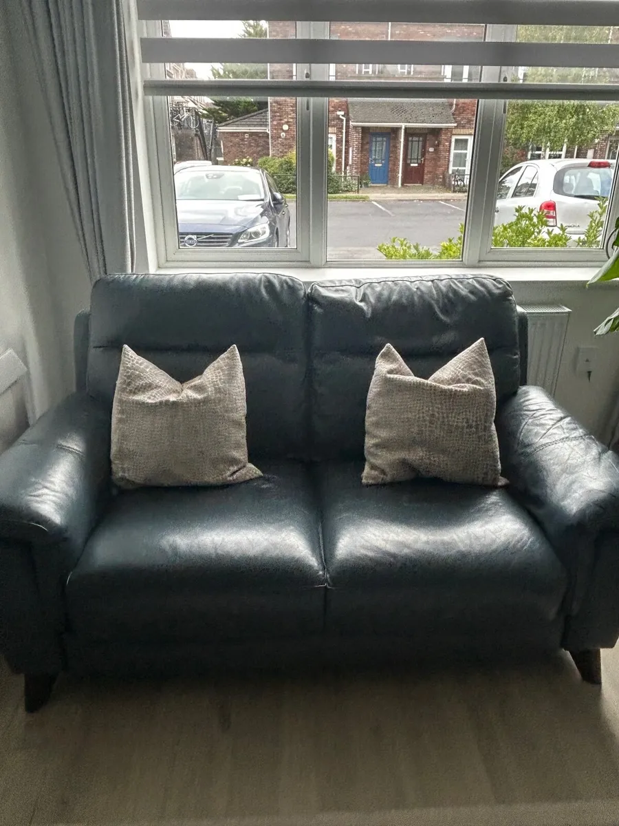 Leather sofa - Image 3