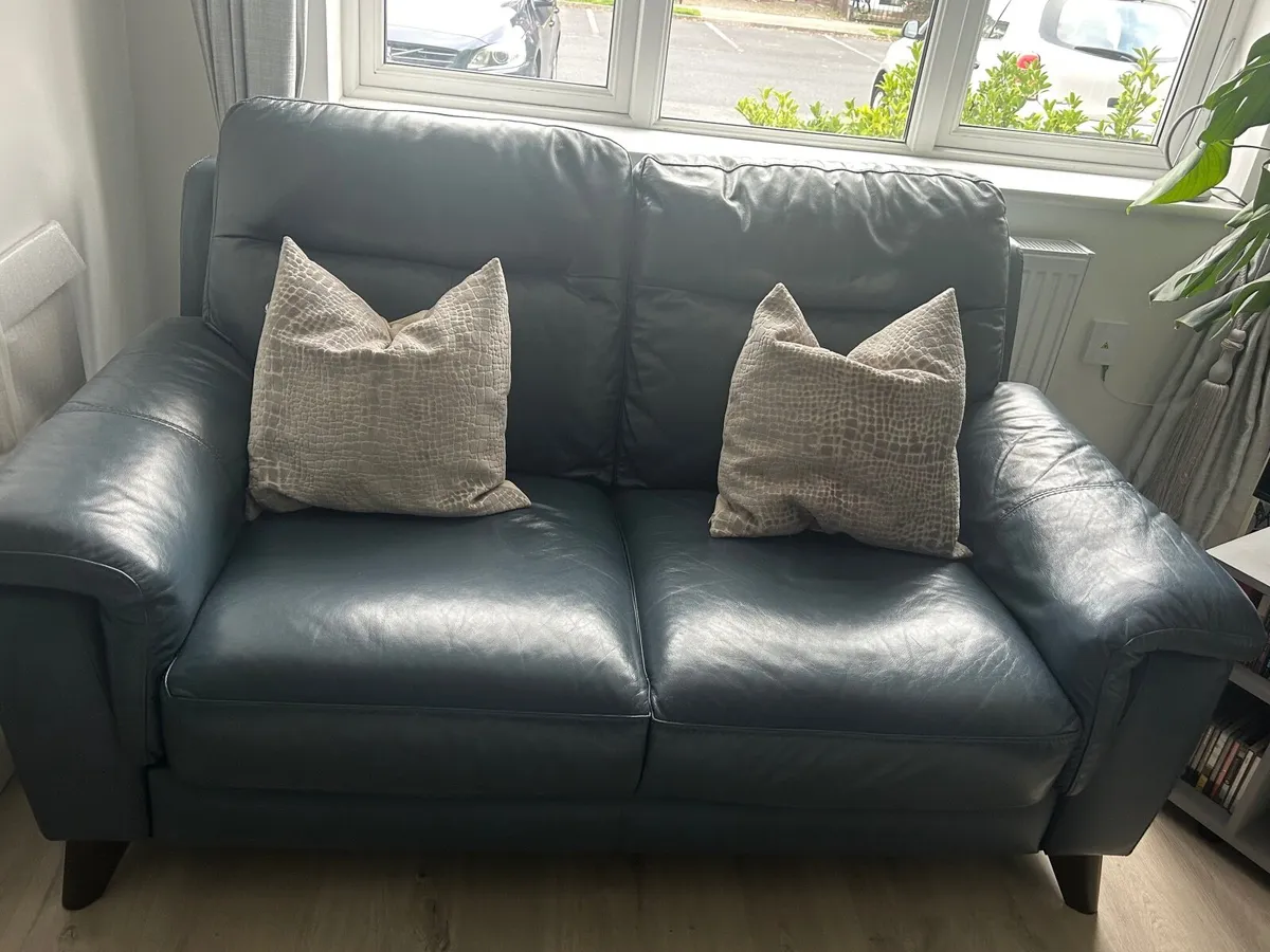 Leather sofa - Image 2