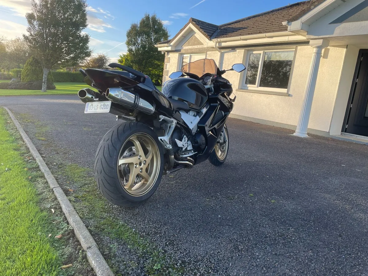 Honda VFR800 vtech - Image 3