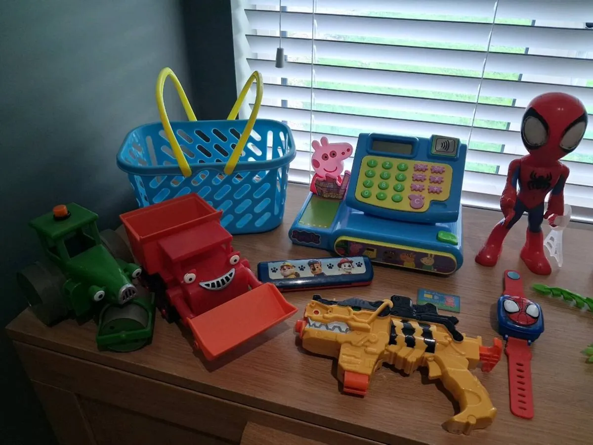 Toys & Storage - Image 3