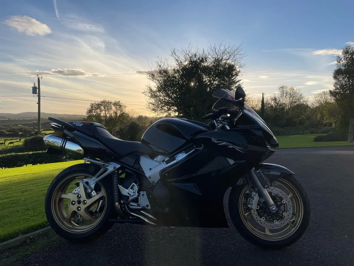 Honda VFR800 vtech - Image 2