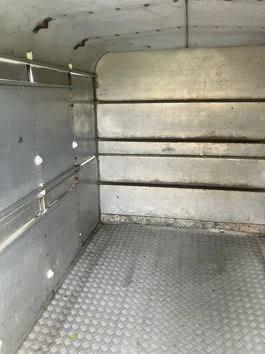 Ifor Williams 10x6 trailer - Image 4