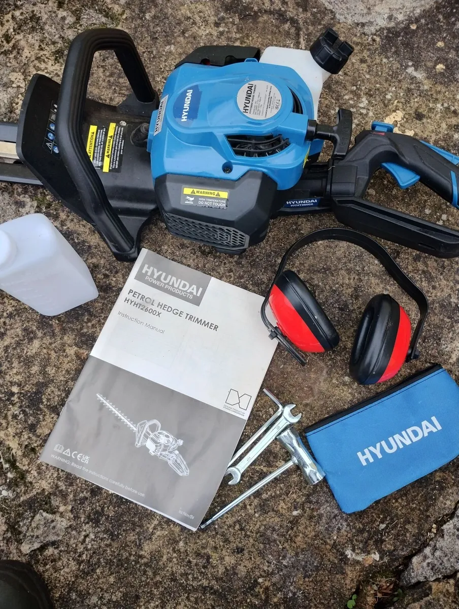 Hyundai hedge trimmer - Image 3