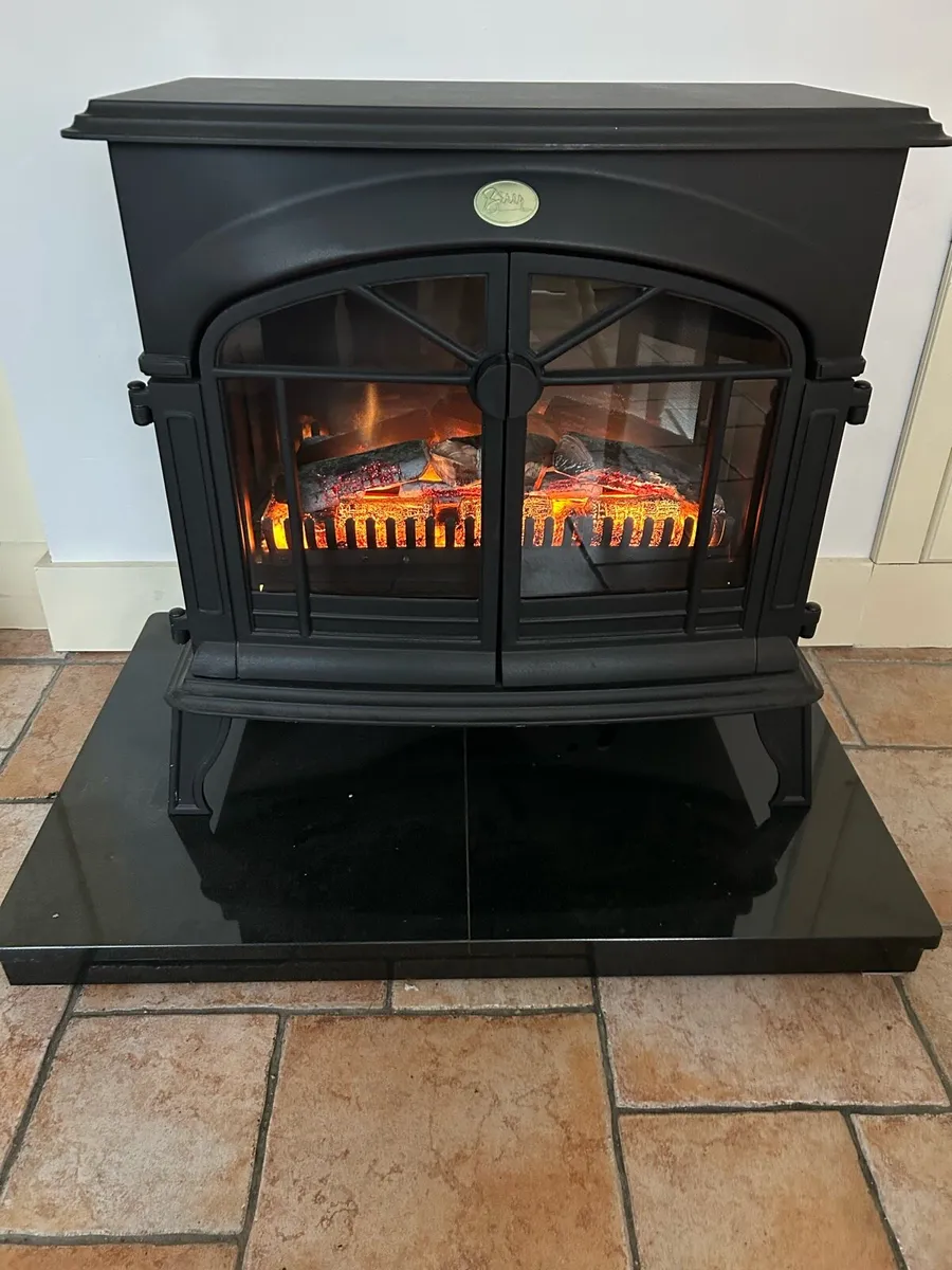 Electric Fire Effect Stove - Image 1