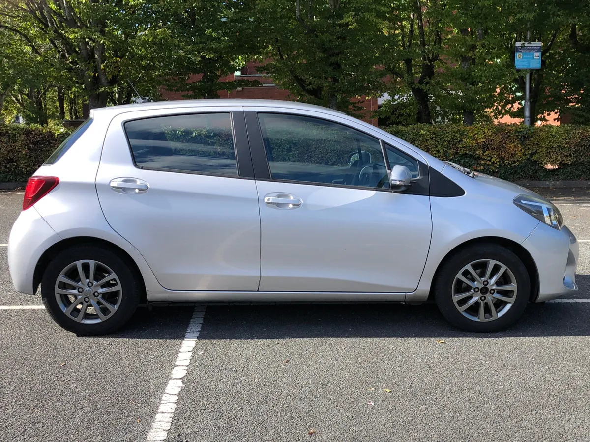 Toyota Yaris 2017 1.0VVTi, NCT,TAXED,PLS READ ADD - Image 1