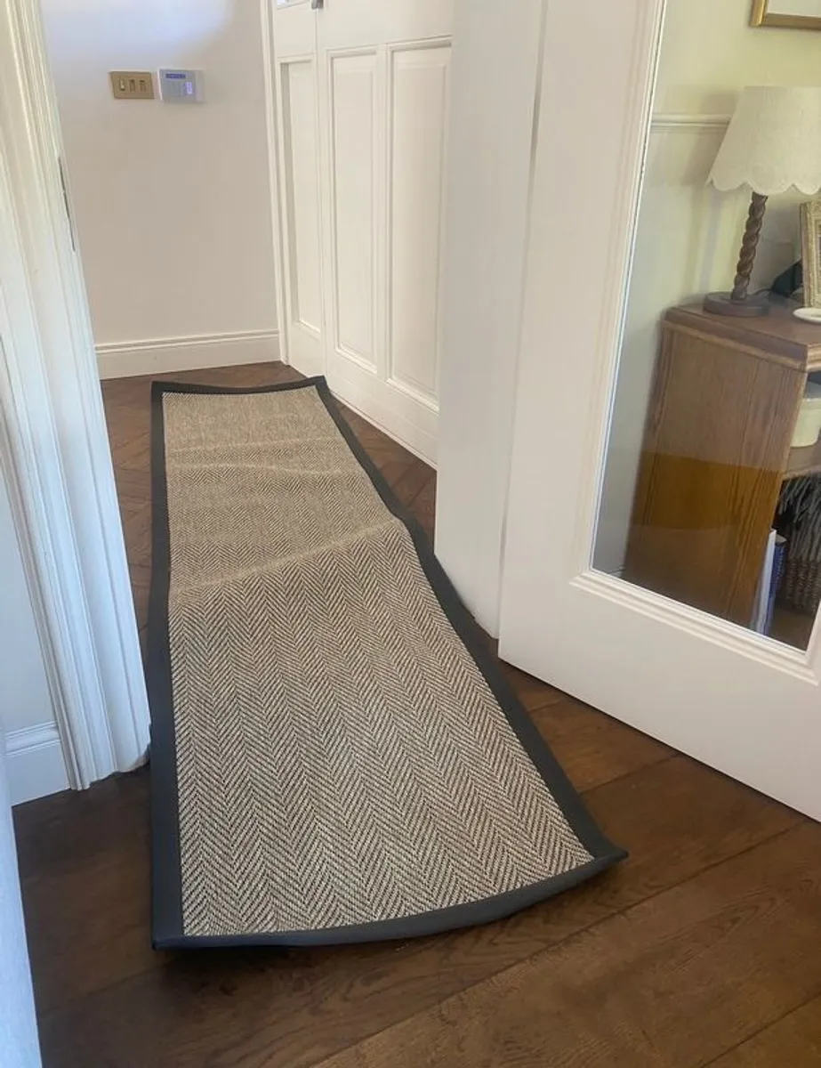 Sarah Louise Interiors Clara Herringbone Rug - Image 1
