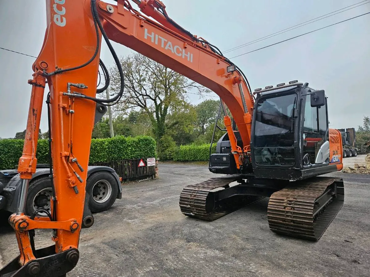 Hitachi 130-6 - Image 2