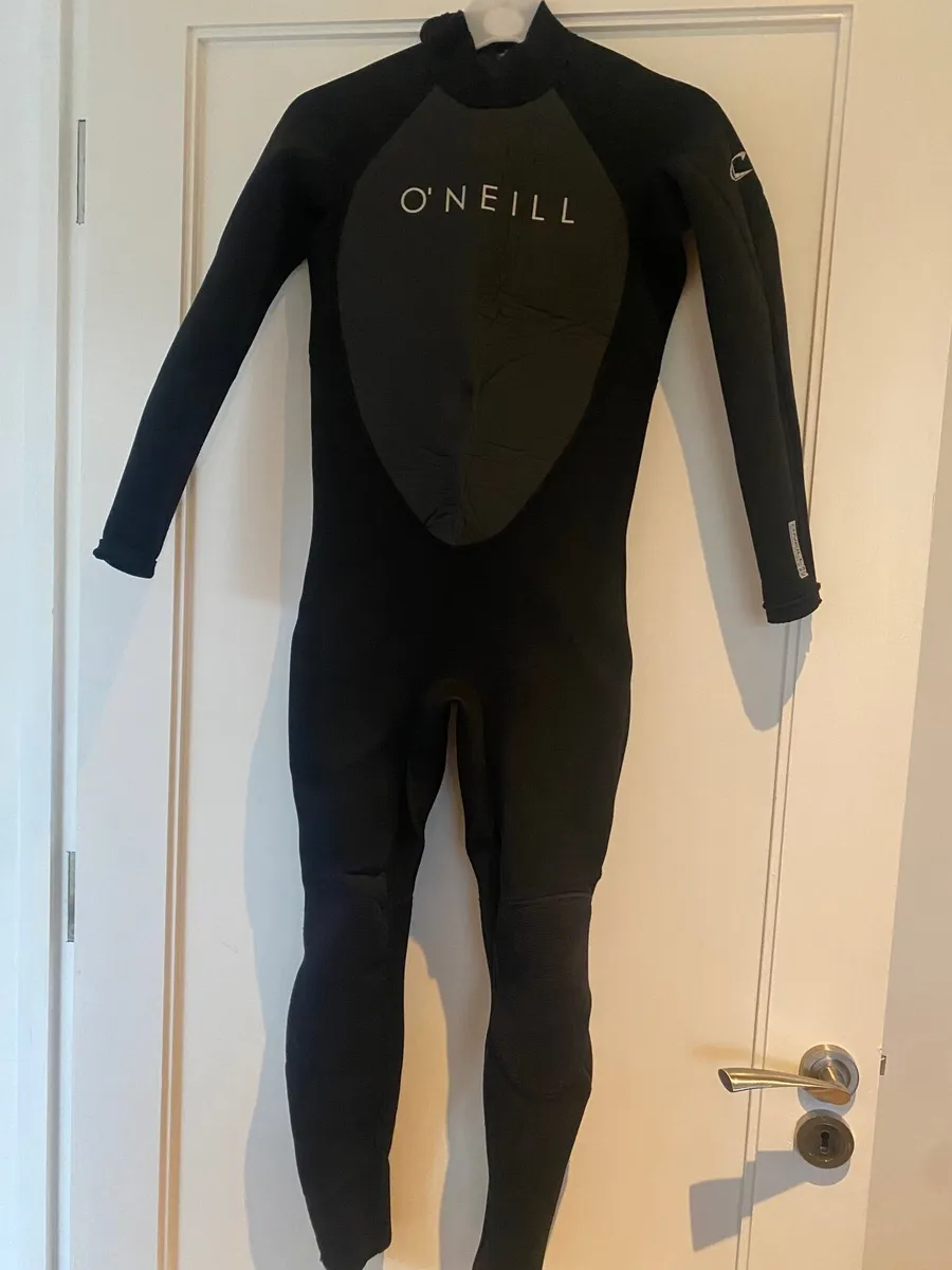 O Neil’s Reactor-11 junior 5/3 Wetsuit - Image 1