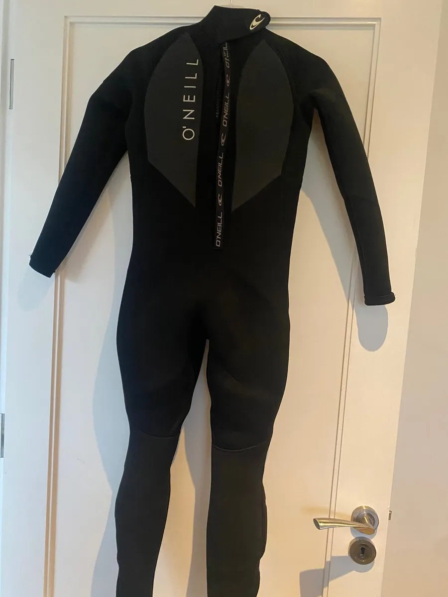 O Neil’s Reactor-11 junior 5/3 Wetsuit - Image 2