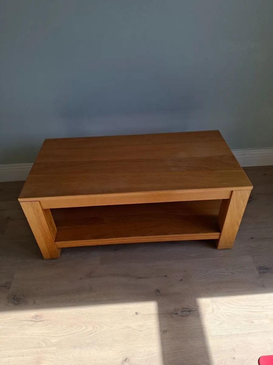 Wooden coffee table - Image 1