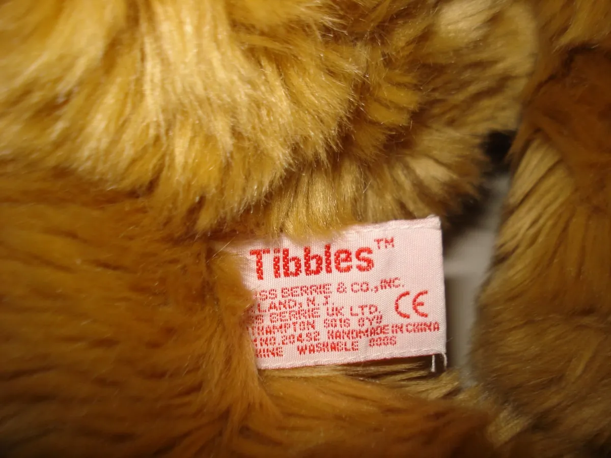 VINTAGE RUSS BERRIE & CO. TIBBLES TEDDY BEAR. - Image 2