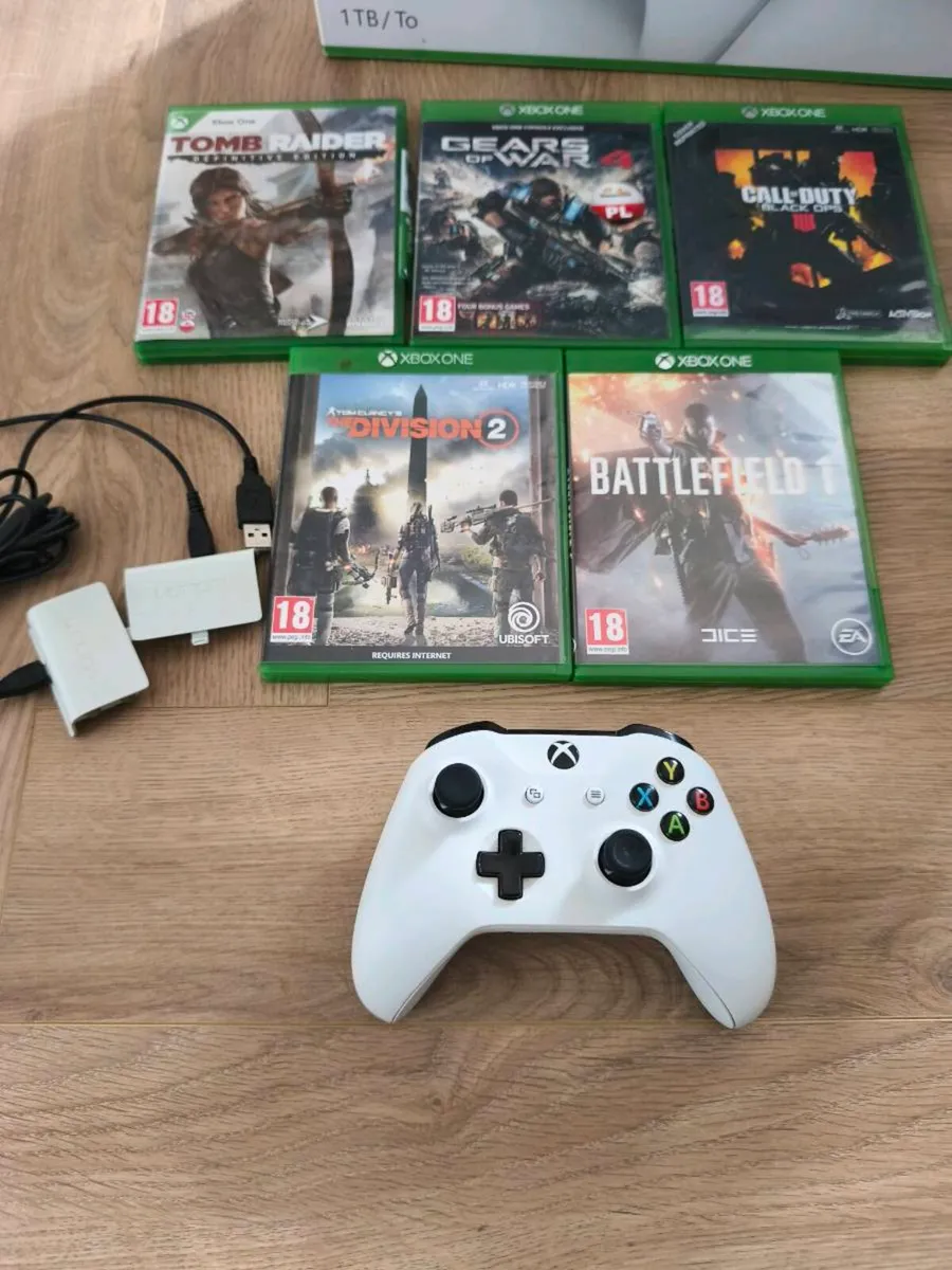 Xbox one s 1TB - Image 2