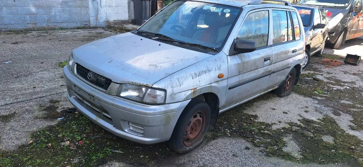 Mazda Demio - Image 2