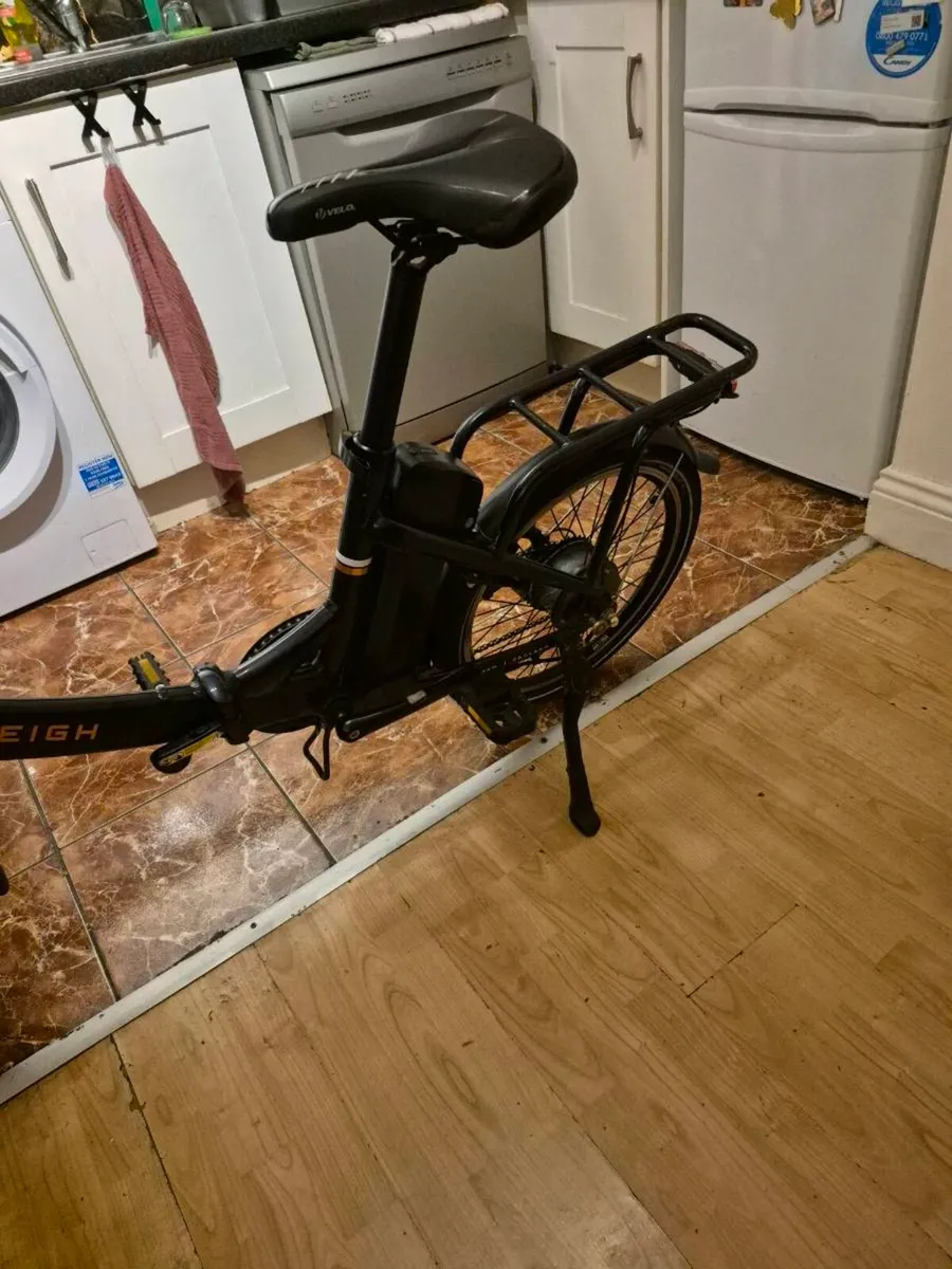 Raleigh stow-E-wai electric bike - Image 2