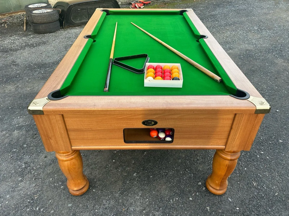 Pool table - Image 4