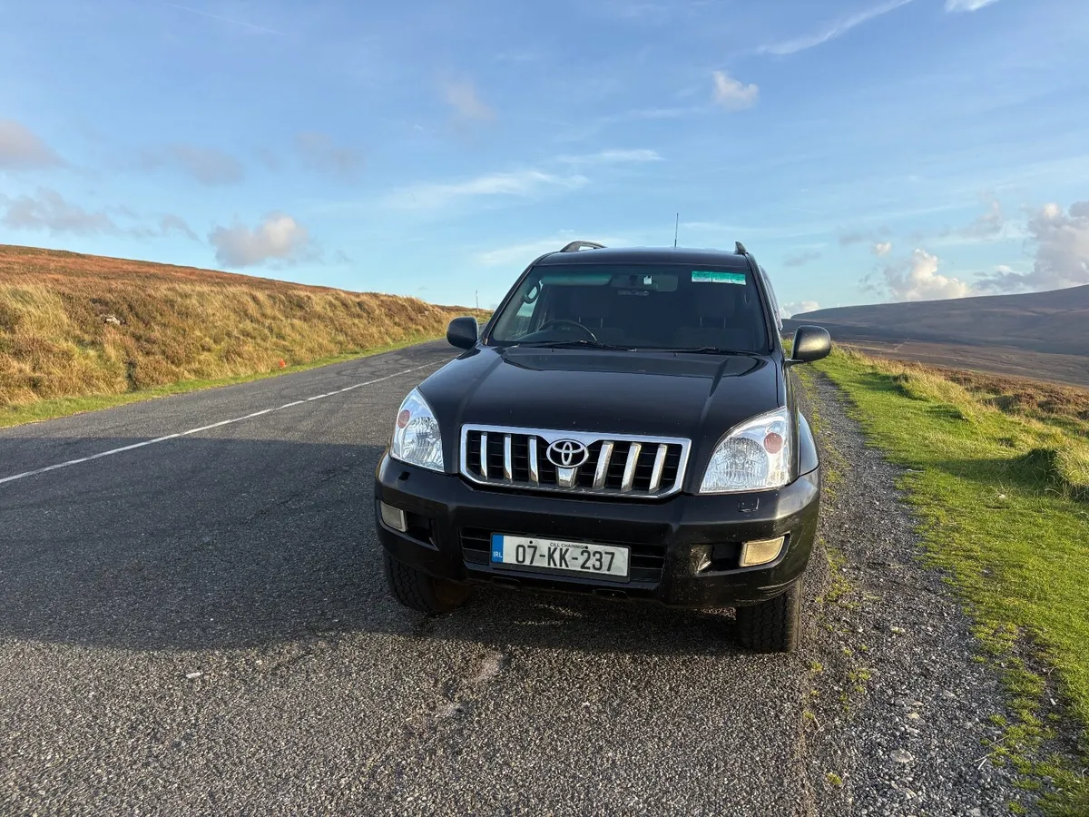 Toyota Land Cruiser 2007 - Image 3