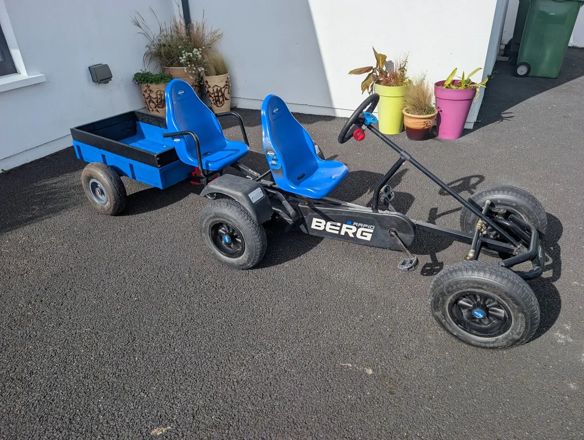 2 seat Berg go kart & trailer. - Image 4