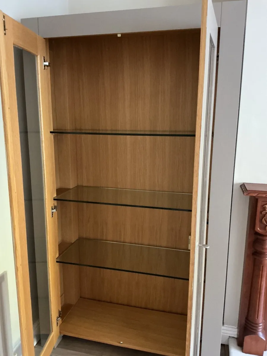 Cabinet - Image 2