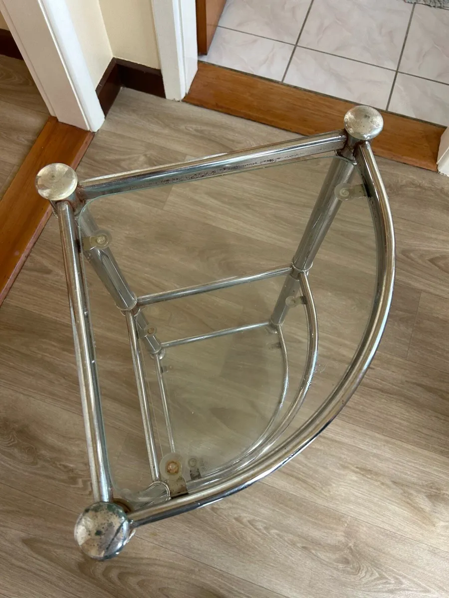 Glass table - Image 2