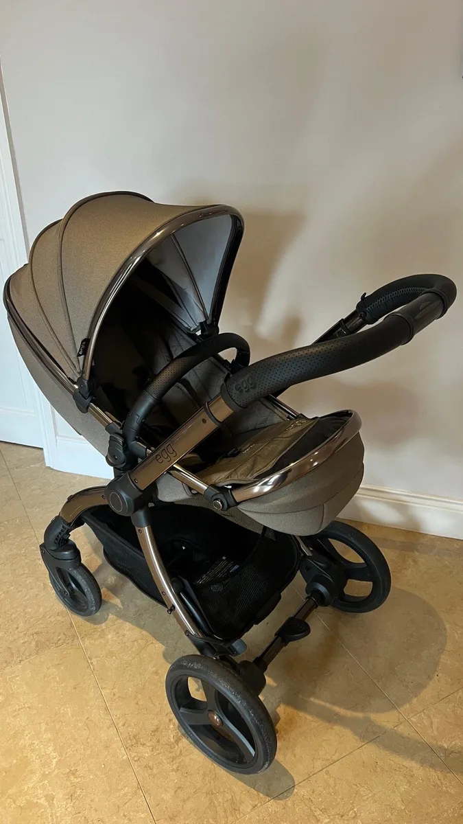 Egg3 Stroller Bassinet- Mink - Image 1