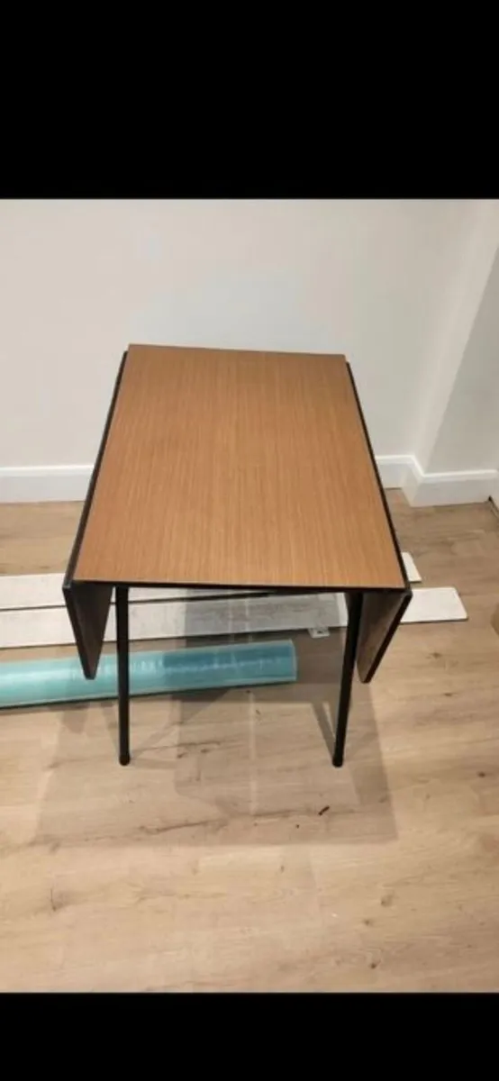 Mid century table - Image 3