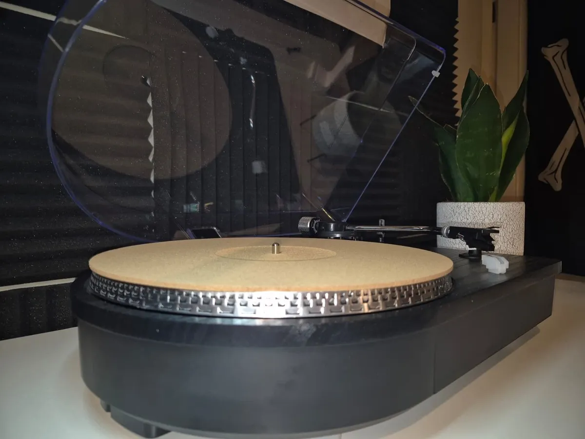 Steepletone Camden XP Record Player - Like New - Image 4
