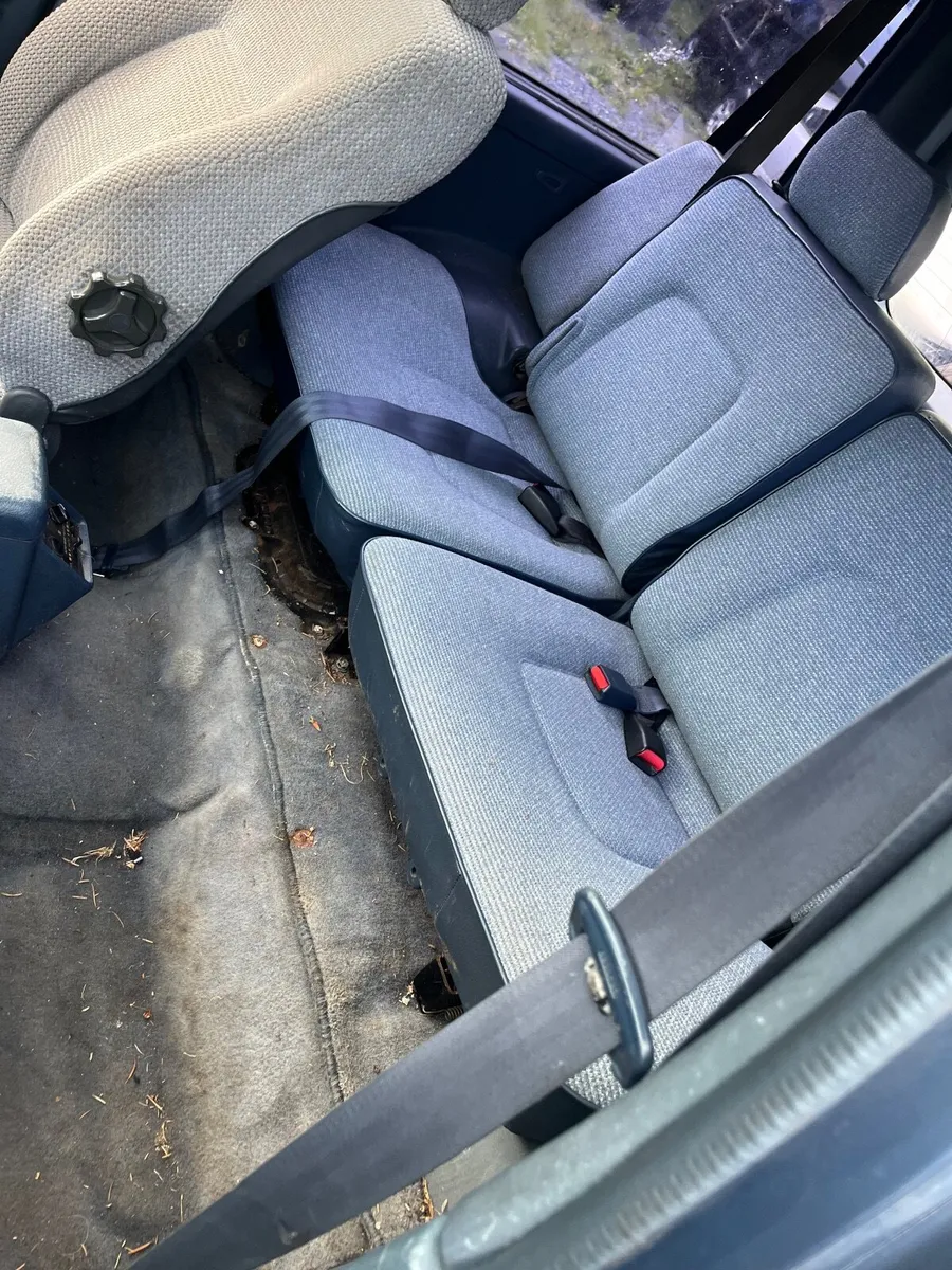 1993 pajero - Image 4
