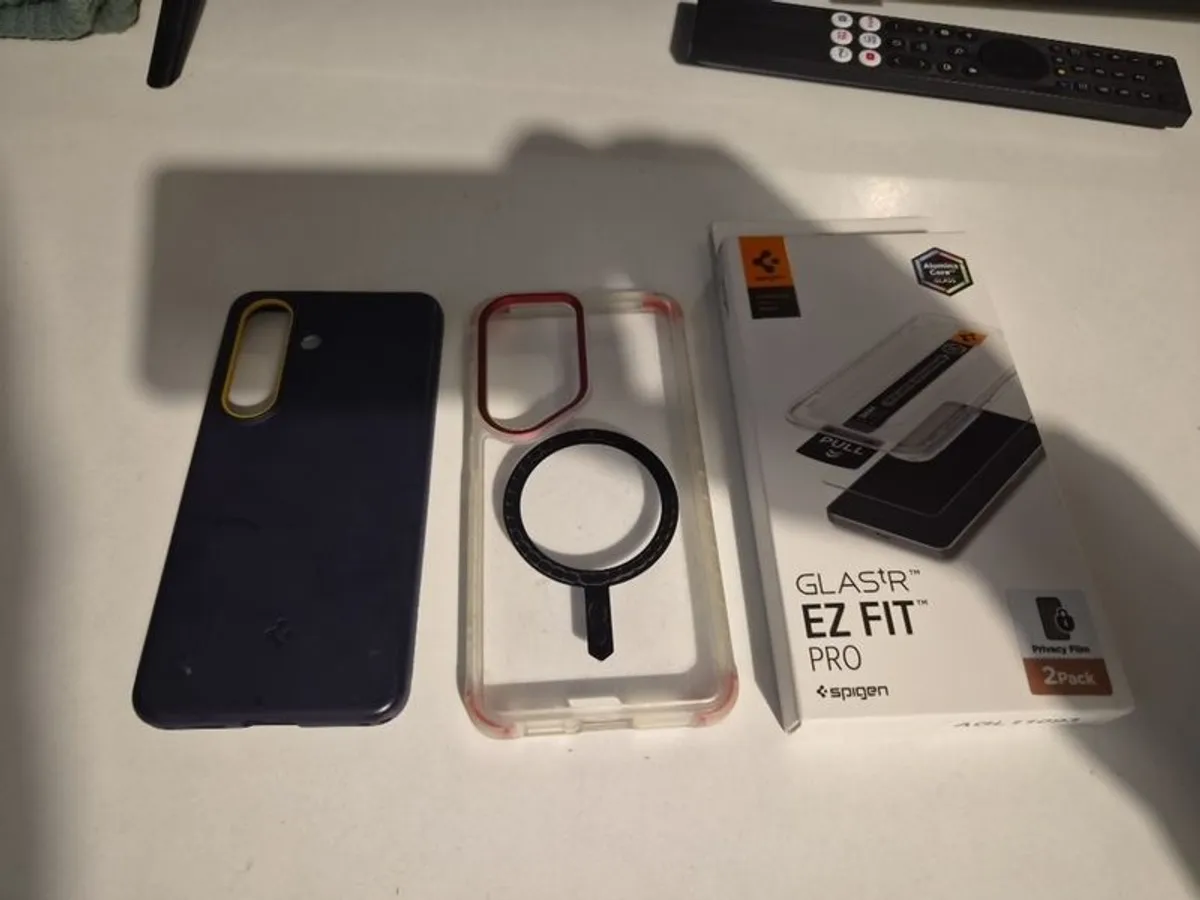 Samsung S26 - Image 1