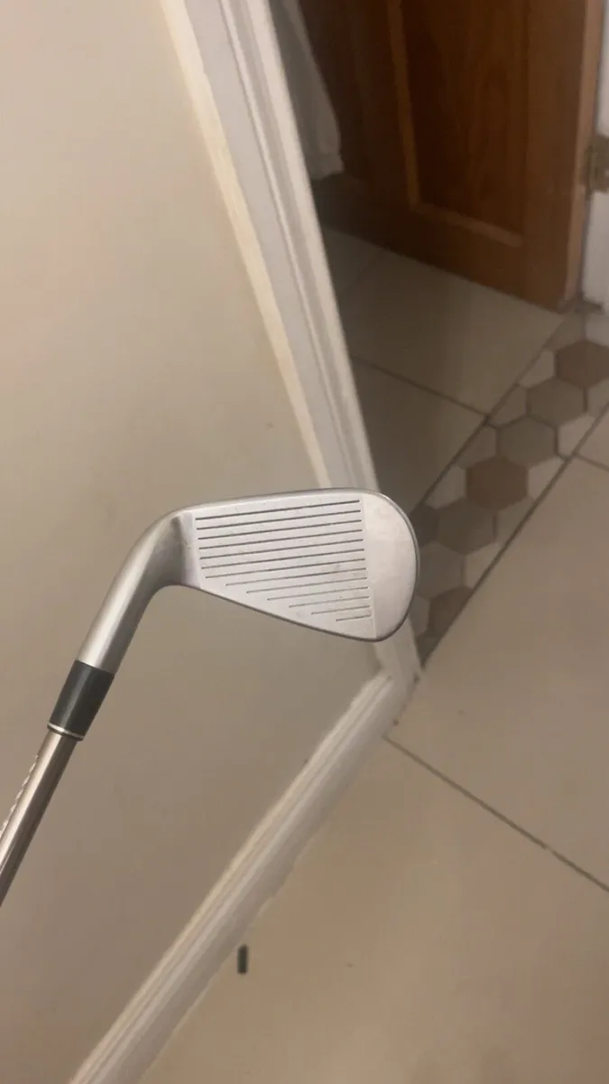 Srixon zx 3 iron - Image 3