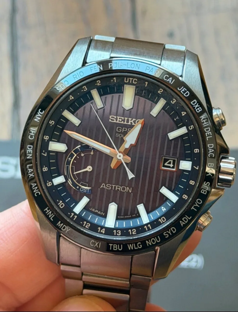 Seiko Astron Solar GPS 8X22 - Image 1