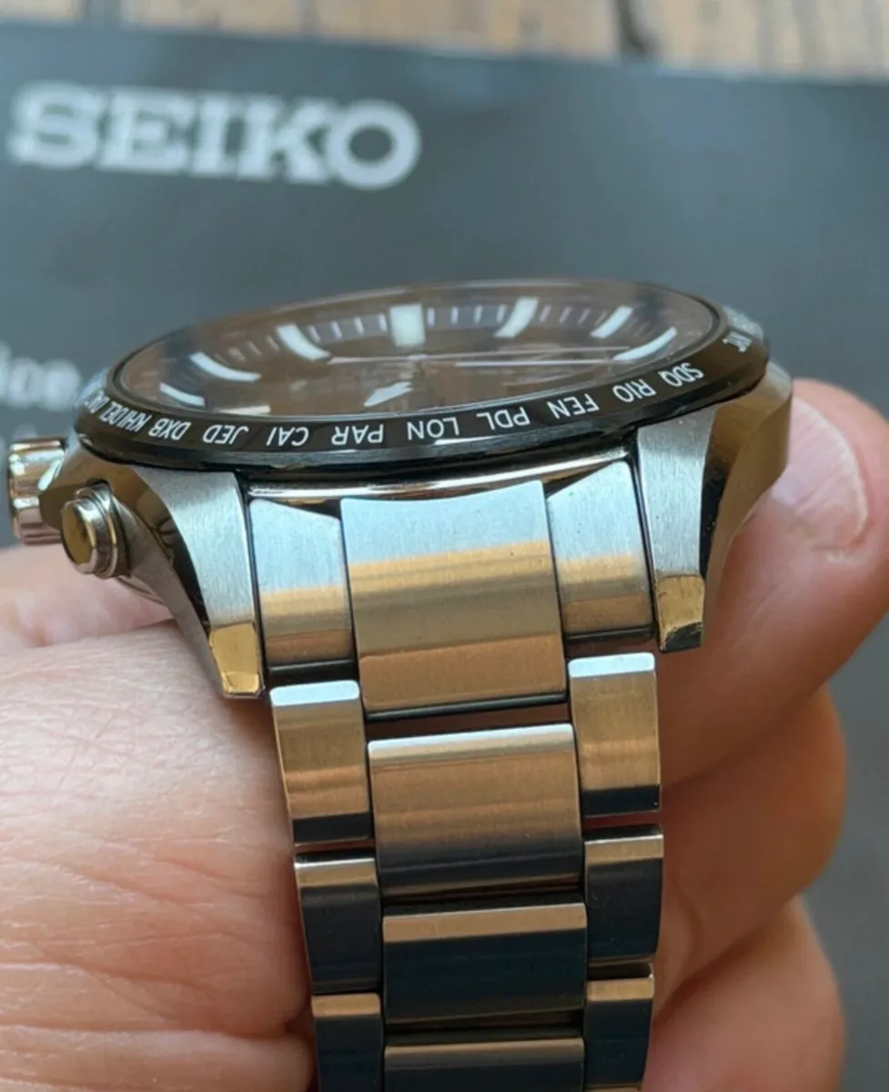 Seiko Astron Solar GPS 8X22 - Image 4