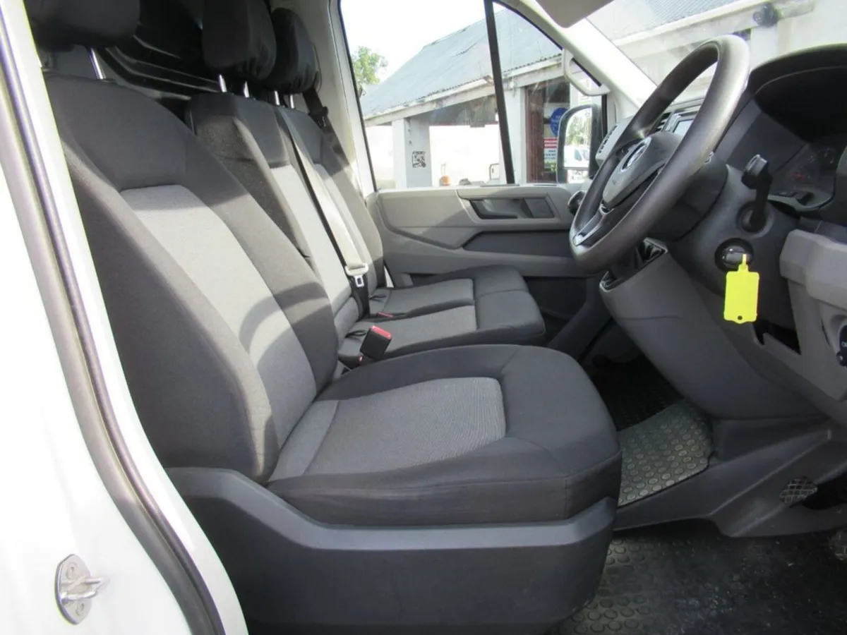 2.0 TDI CR35 Startline Panel Van 5dr Diesel Manual - Image 3
