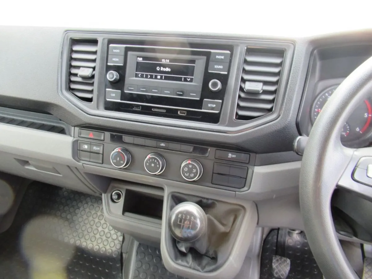 2.0 TDI CR35 Startline Panel Van 5dr Diesel Manual - Image 4