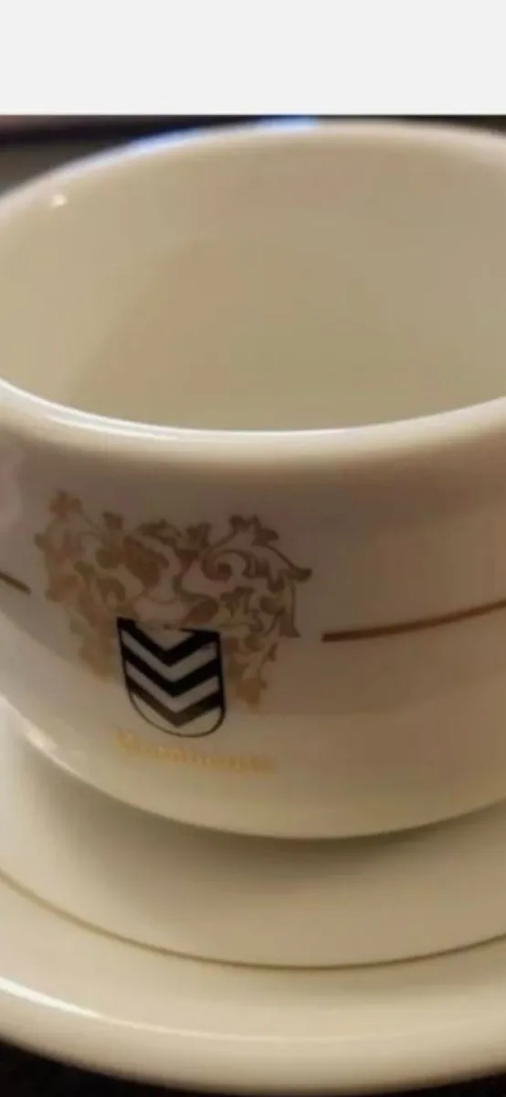 Coffee cups/saucers - Image 2
