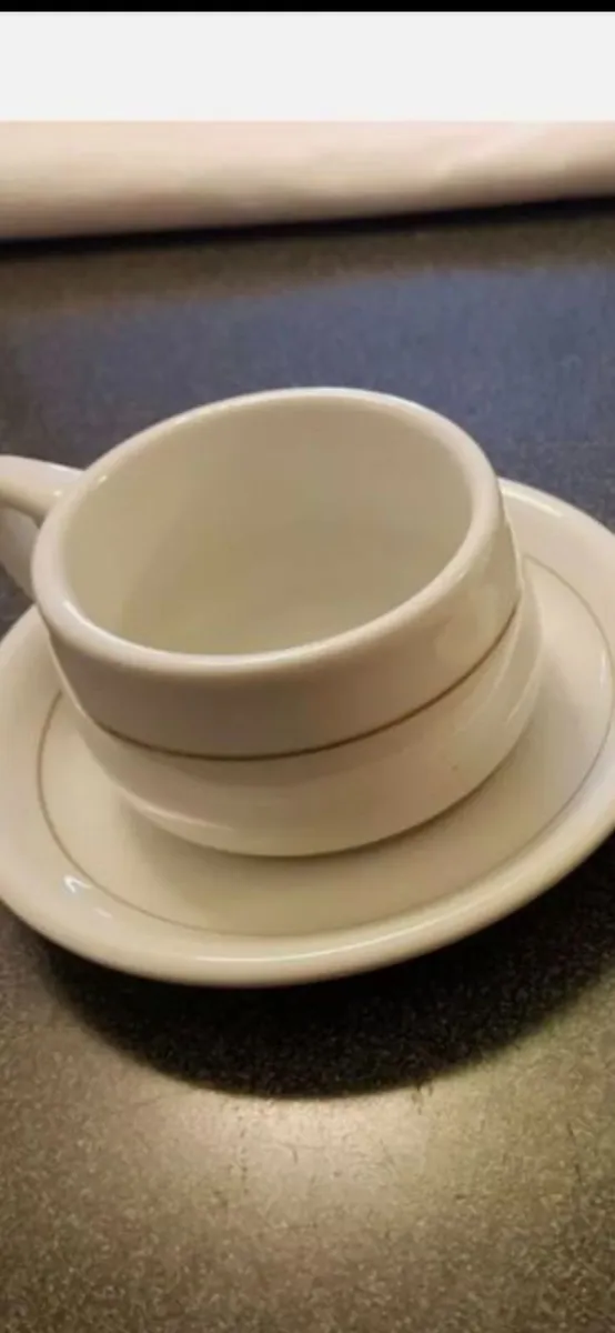 Coffee cups/saucers - Image 3