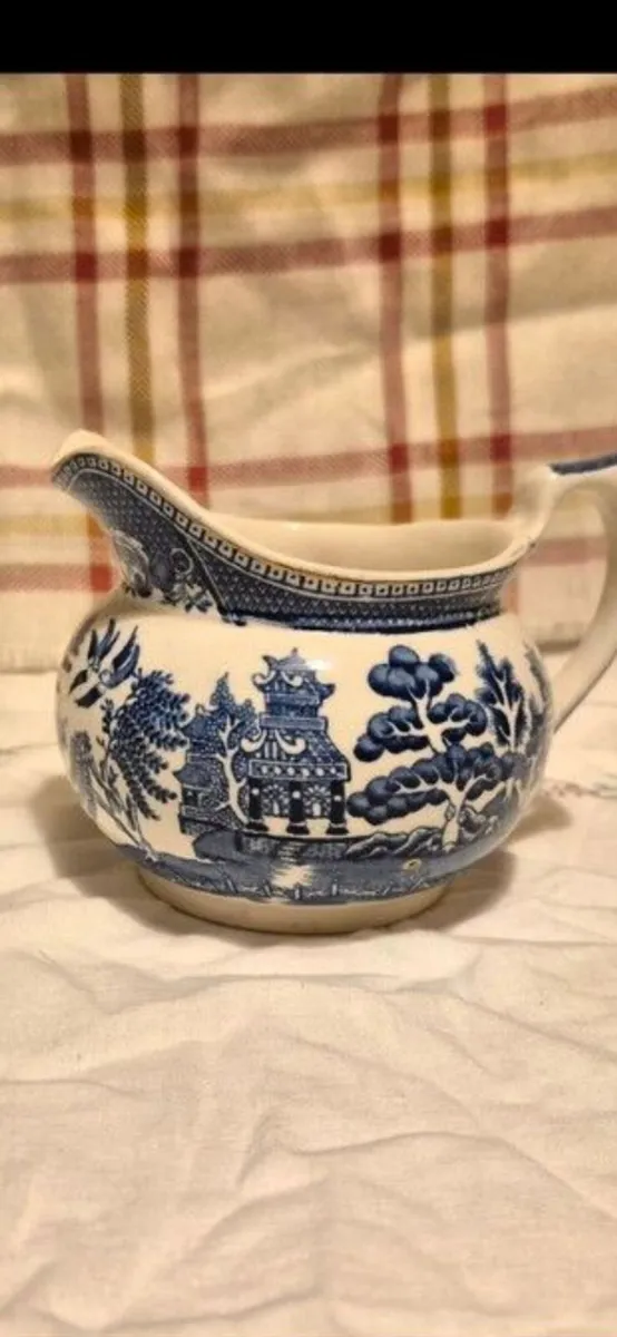 Arklow jug - Image 3