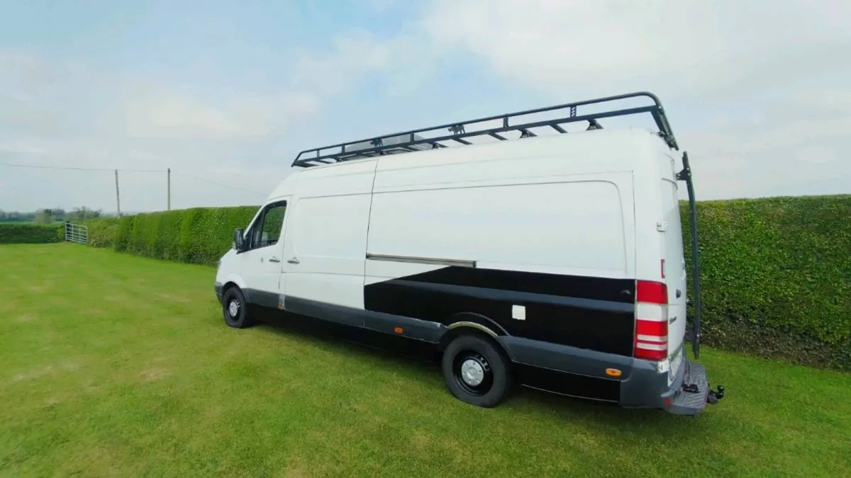 Mercedes sprinter camper - Image 2