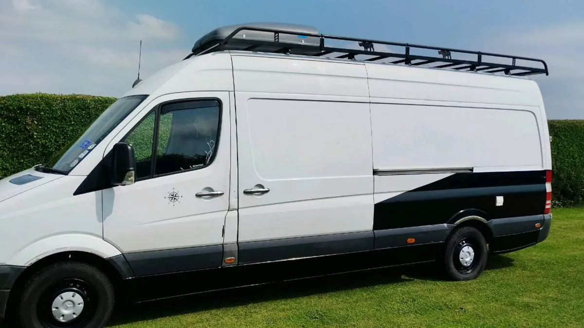 Mercedes sprinter camper - Image 4