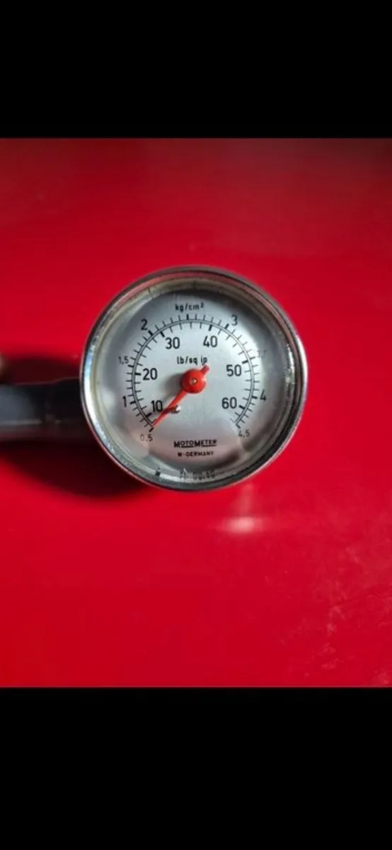 Vintage tyre gauge - Image 3
