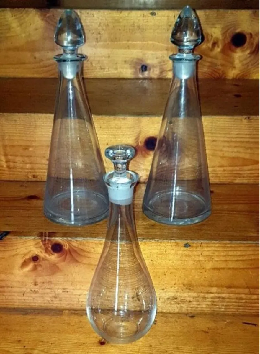 Pristine Vintage Harrods Decanter Trilogy Set - Image 2