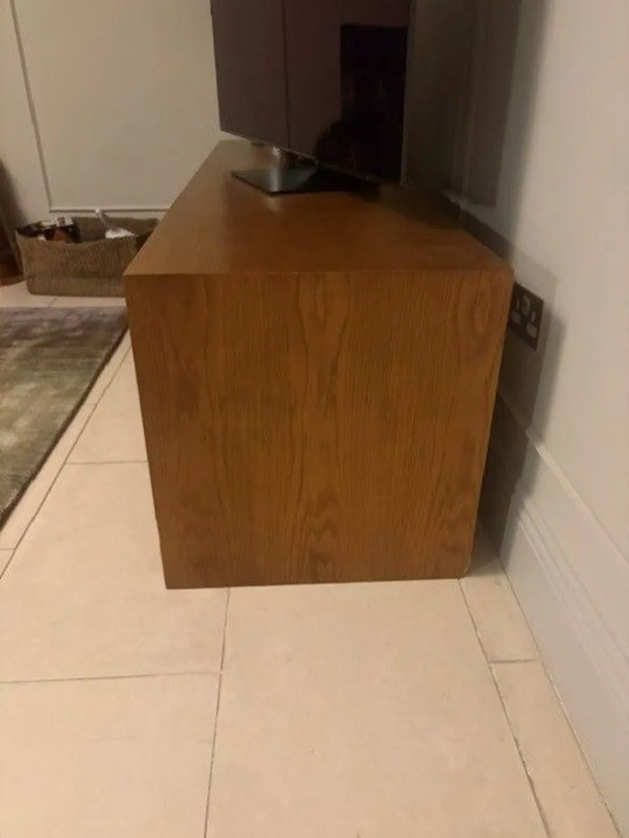 TV Console - Image 3