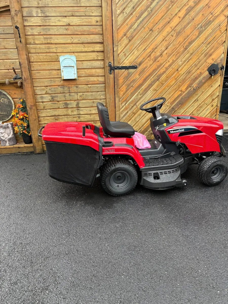Mountfield 16/38 ride on mower - Image 2