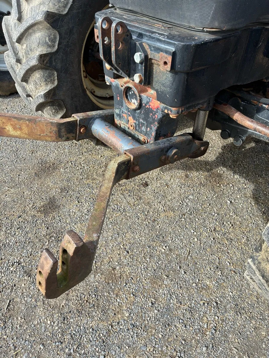 Newholland front linkage - Image 2