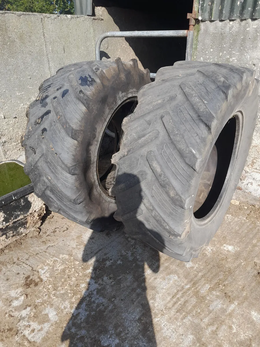 480/65R28 2nd hand tyres - Image 1
