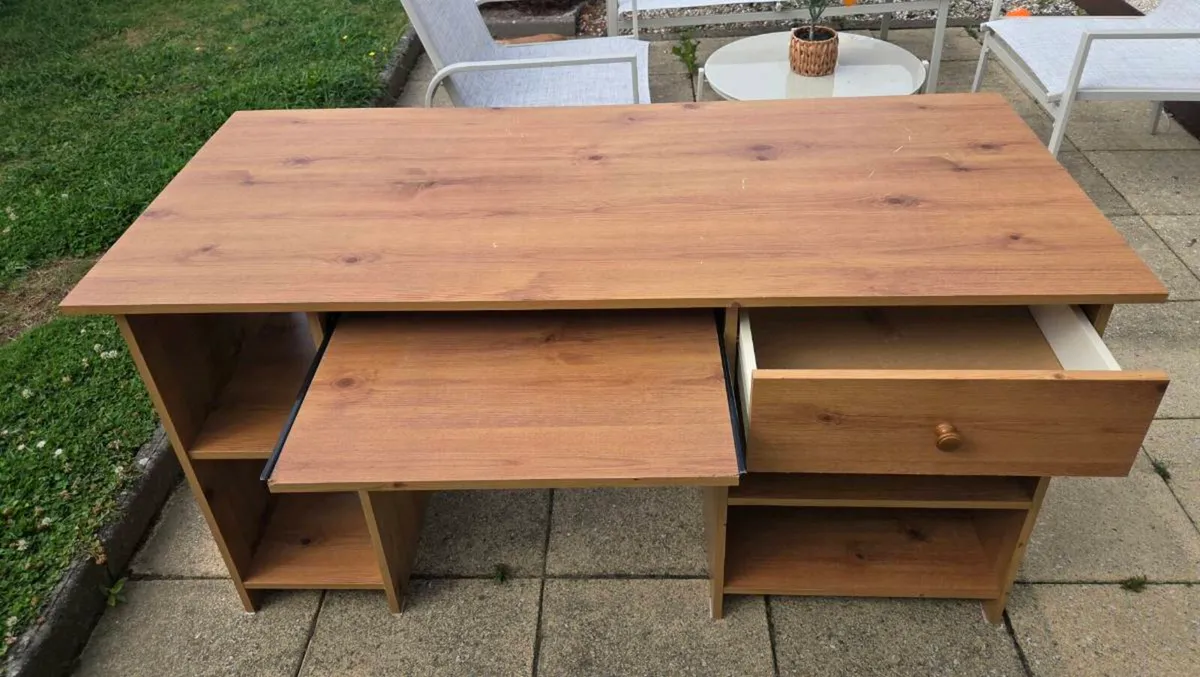 Office desk with chair - Image 3