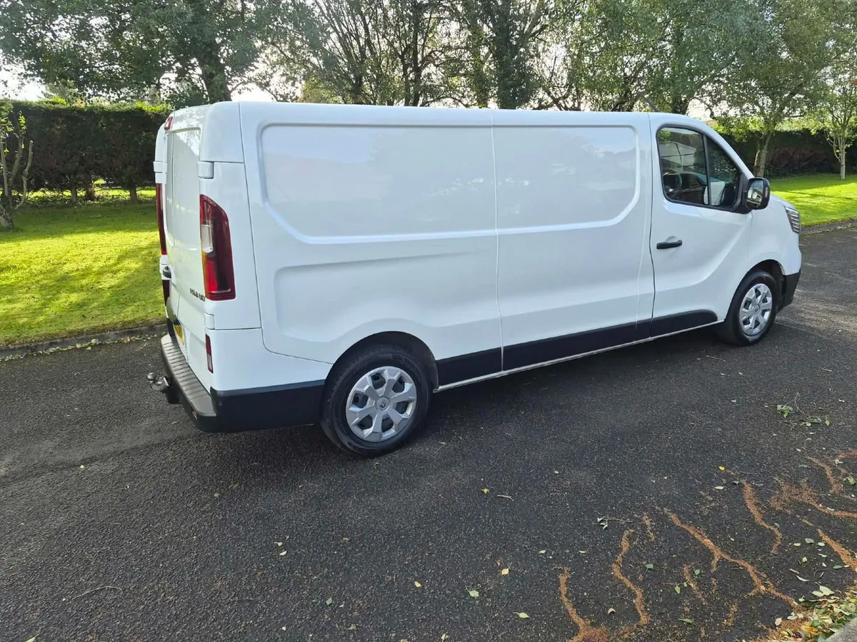 Renault Trafic 2022 - Image 4